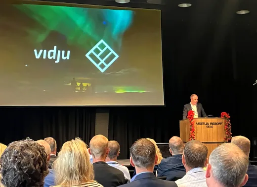 Energikonferansenårskonferansesharpen enhance 4x